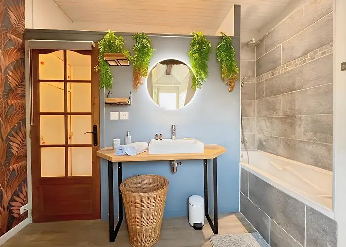 A 10 Minutes A Pied De La Gare Et Des Rives De L'orne Lägenhet