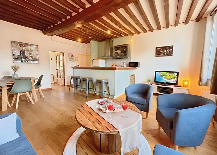 A 10 Minutes A Pied De La Gare Et Des Rives De L'orne *